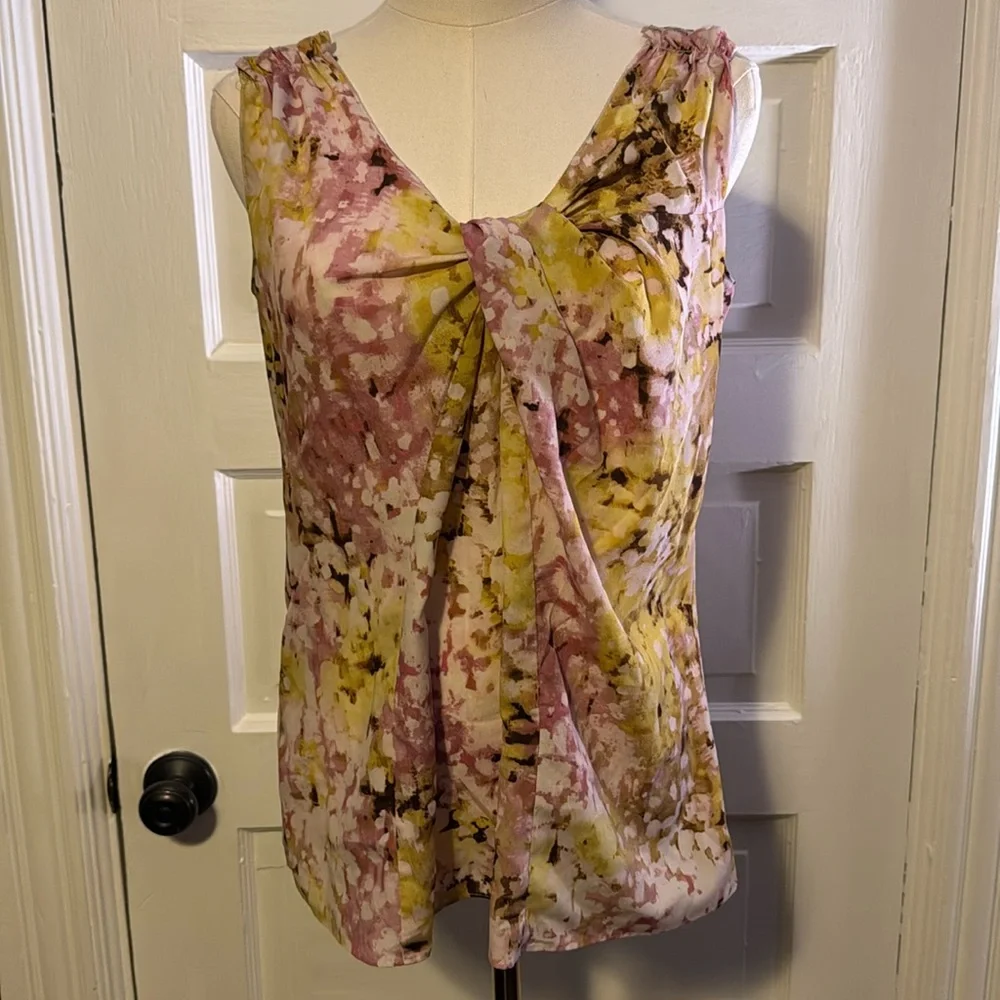 Patterned Blouse - Picture 1 of 4